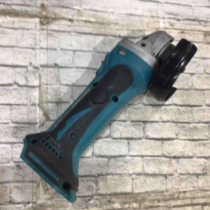 ☆マキタ(makita) 100mmコードレスディスクグラインダー GA400DZ【川口店】