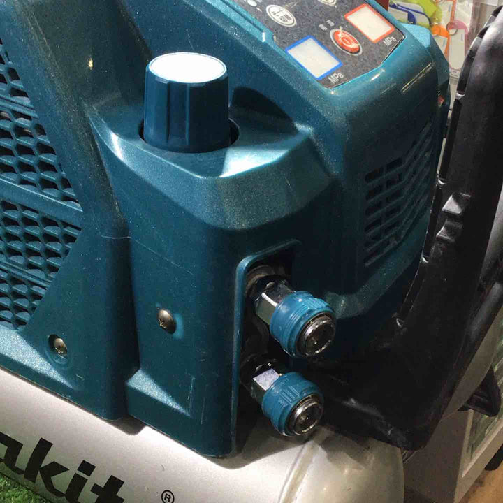 ★マキタ(makita) 常圧高圧エアコンプレッサー AC462XL【川口店】