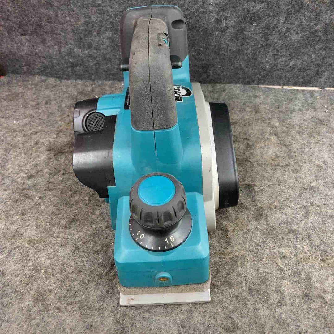 ◇マキタ(makita) 14.4Vコードレスカンナ KP140DZ【鴻巣店】