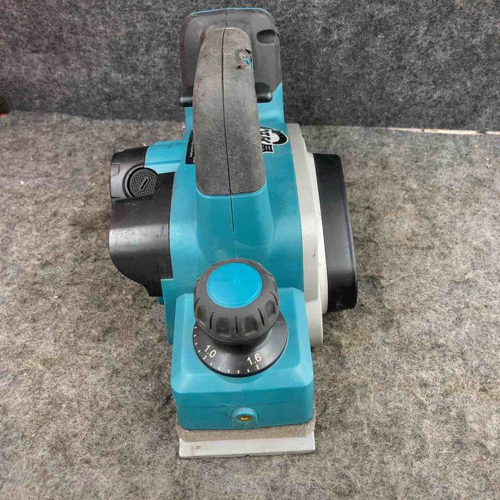 ◇マキタ(makita) 14.4Vコードレスカンナ KP140DZ【鴻巣店】