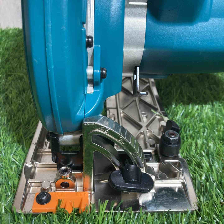 ★マキタ(makita) 165mm電気マルノコ 5637BA【戸田店】