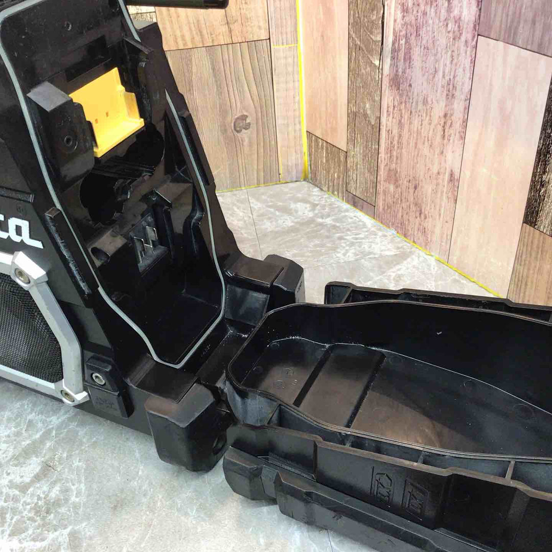 ★マキタ(makita) コードレスラジオ MR108B【八潮店】