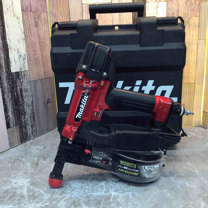 ★マキタ(makita) 高圧エアネジ打ち機 AR412HR【八潮店】