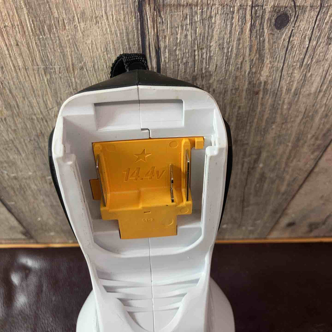 【中古品】◇マキタ(makita) コードレスクリーナー CL281FDZCW【東大和店】