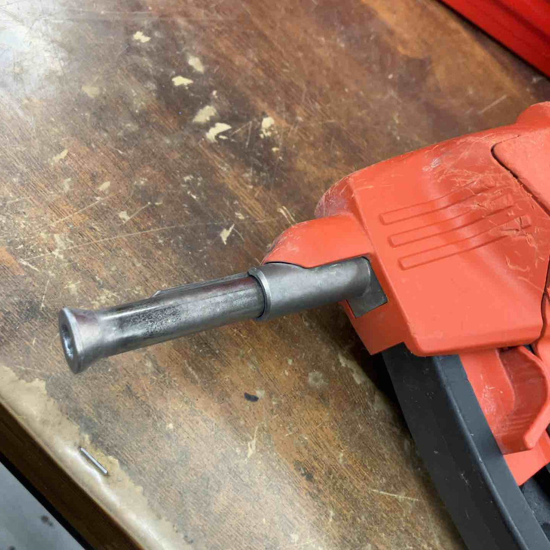 ◇ヒルティ(HILTI) ガス式鋲打機 GX120-ME 電気・機械設備用【戸田店】