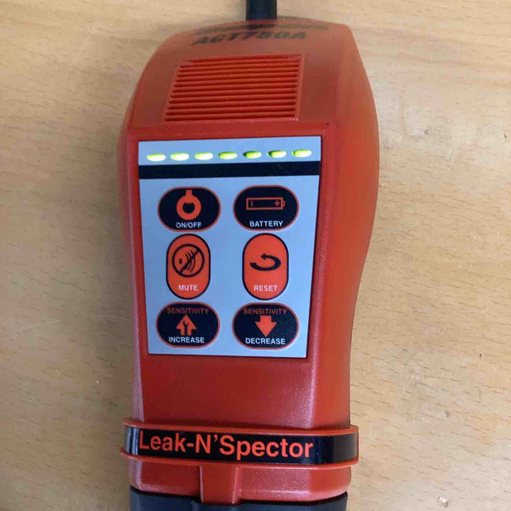 ▲スナップオン(Snap-on)ACT750A　ハロゲンリークディテクター　ケース付き　通電確認のみ【越谷店】