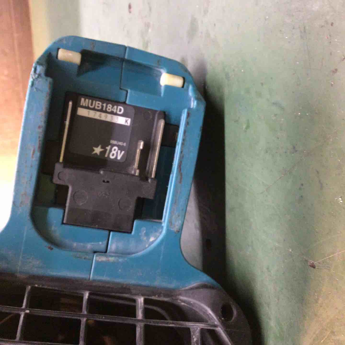 ☆マキタ(makita)18V コードレスブロワ MUB184DZ(本体のみ)【戸田店