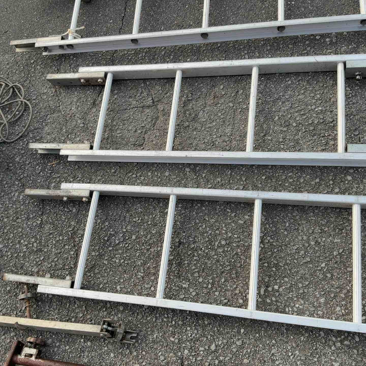 【現状品/店頭受取り限定】 備考欄必読！ ユニパー 荷揚げ機 UP-703N2 【藤沢店】