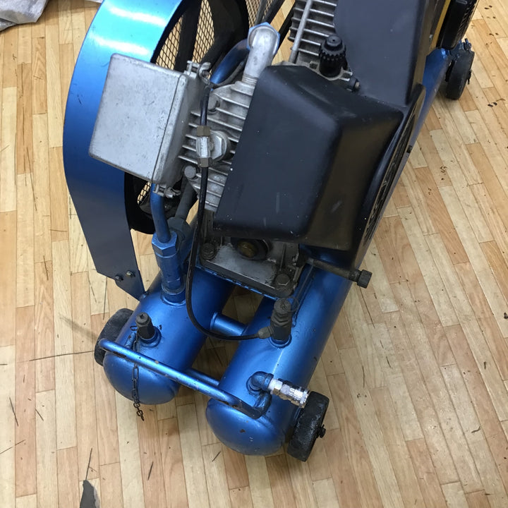 【中古品 / 店頭受取り限定】アネスト岩田 5馬力エンジンコンプレッサー SUE-222PB EY20-3【柏店】