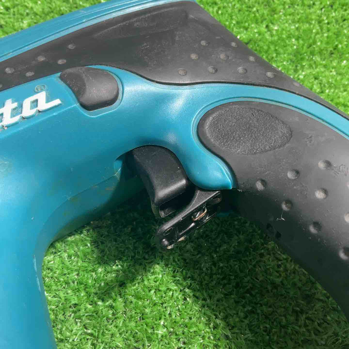 ◇マキタ(makita) コードレスピンタッカ PT350DZ 14.4Ｖ 動作確認済【川口店】