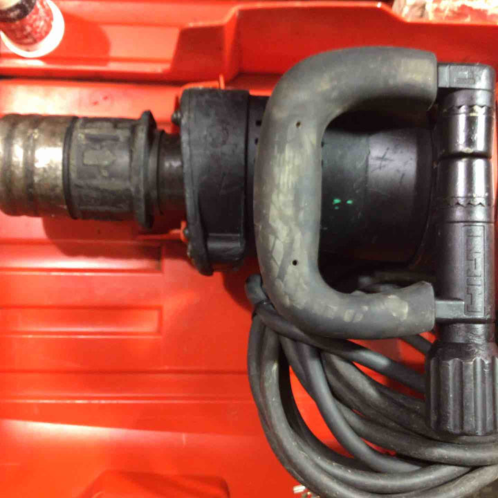 ★ヒルティ(Hilti) コード式ハツリ機 TE1000-AVR【川口店】