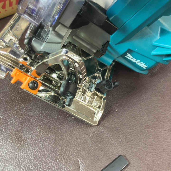 【未使用(店頭展示品)】★マキタ(makita) コードレス防じんマルノコ KS001GZ【東大和店】