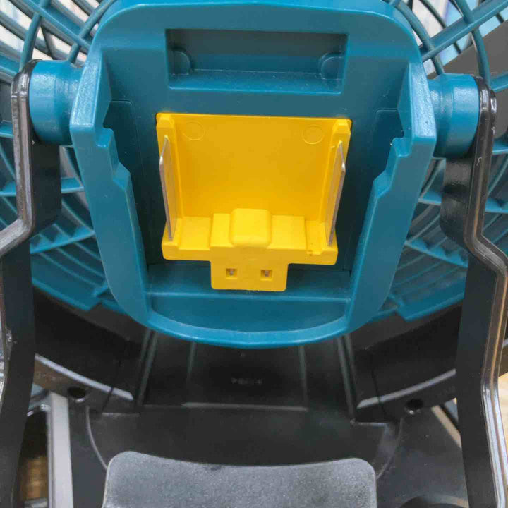 ★マキタ(makita) コードレスファン CF102DZ(本体のみ)【柏店】
