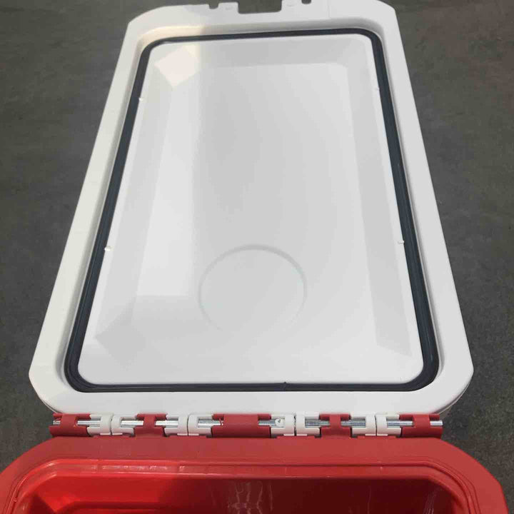 ▼milwaukee ミルウォーキー PACKOUT パックアウト コンパクトクーラー 16QT【川崎店】