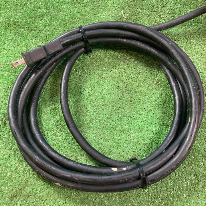 マキタ(makita) 165mmスライドマルノコ LS0613FL【桶川店】
