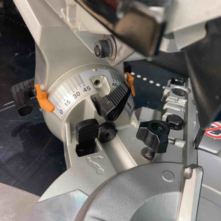 ★マキタ(makita) コードレススライドマルノコ LS610DRG【川越店】