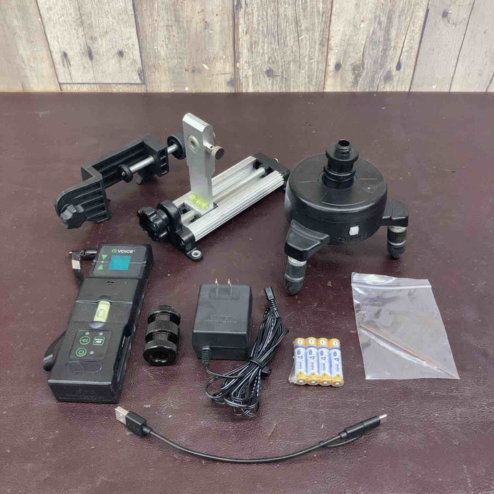 【中古品】 ボイス(VOICE) レーザー墨出し器 5ライングリーンレーザー Model-G5 オートベース付属 【東大和店】
