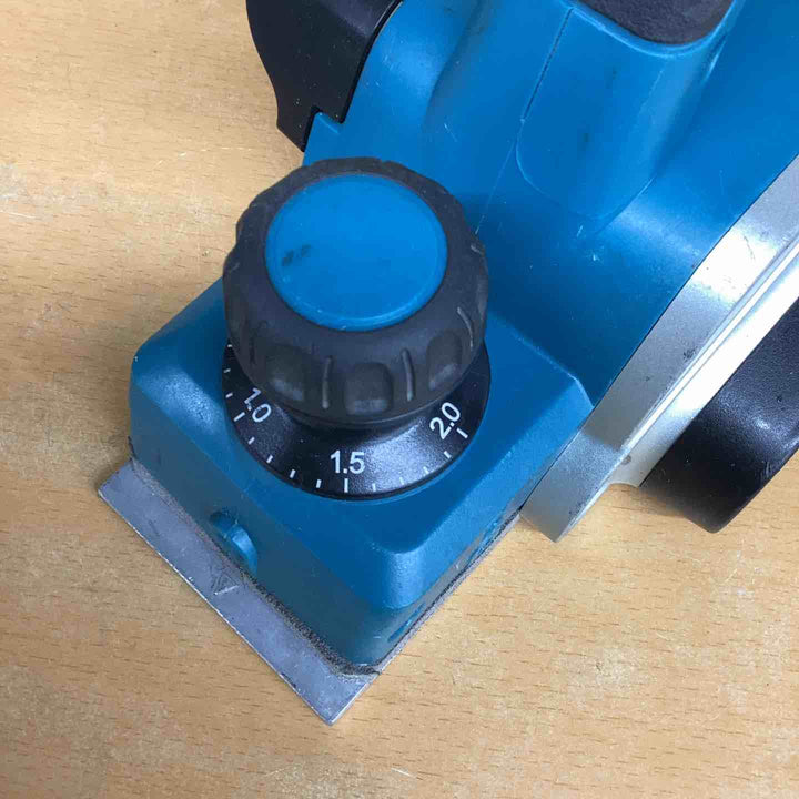★マキタ(makita) コードレスカンナ KP180DZ【越谷店】