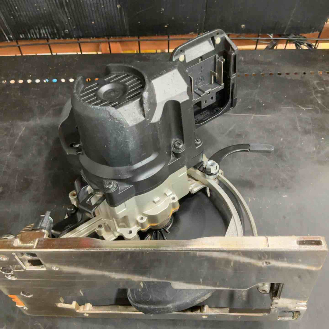 ★マキタ(makita) コードレス丸のこ HS631DZB【草加店】