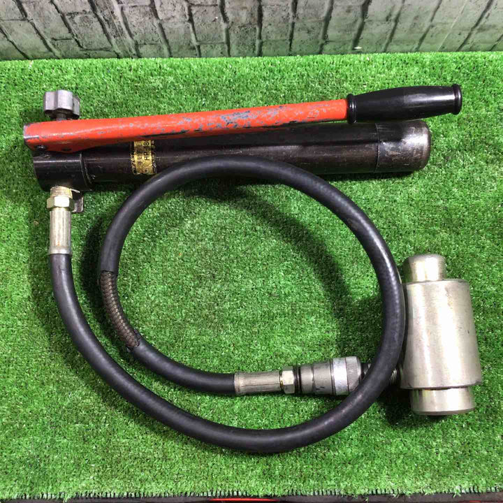 ◇泉精器(IZUMI) 分離型油圧式パンチャ SH-10-1(ポンプHP-180N付)【川口店】