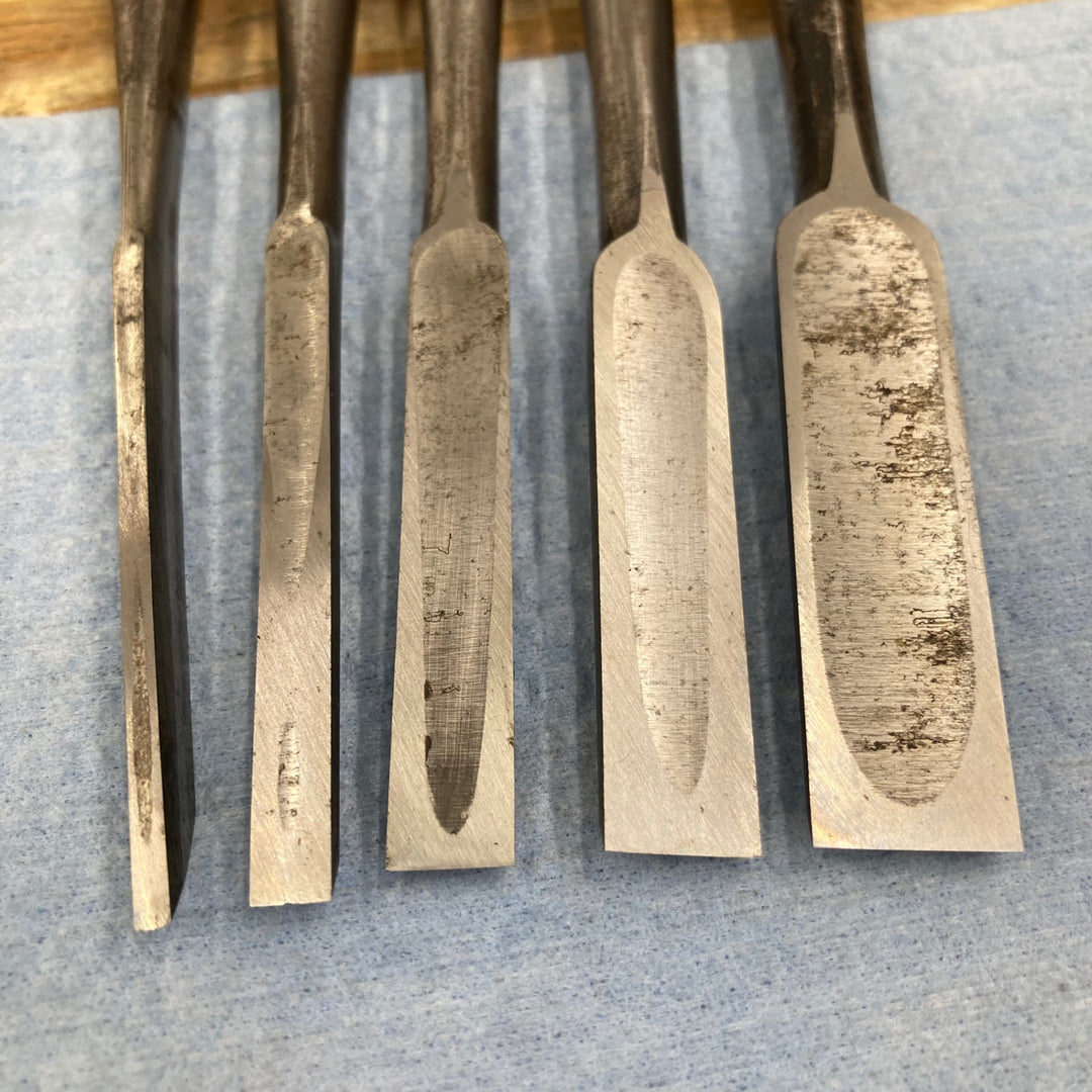【中古美品】　「左久作」銘 鑿10本組 2代目 池上喬庸氏作 大工 和工具 Japanese Chisel【柏店】