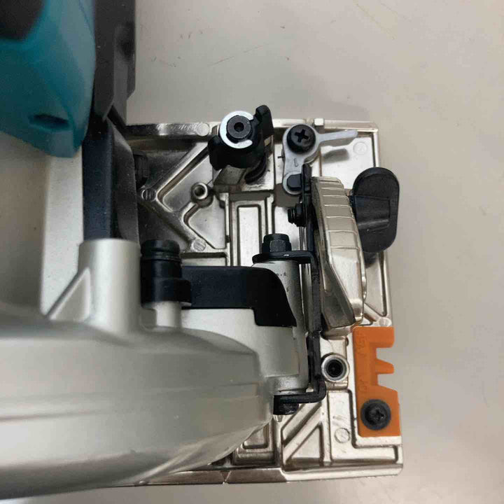 ★マキタ(makita) 155-165mm電子マルノコ HS6303　本体のみ【戸田店】
