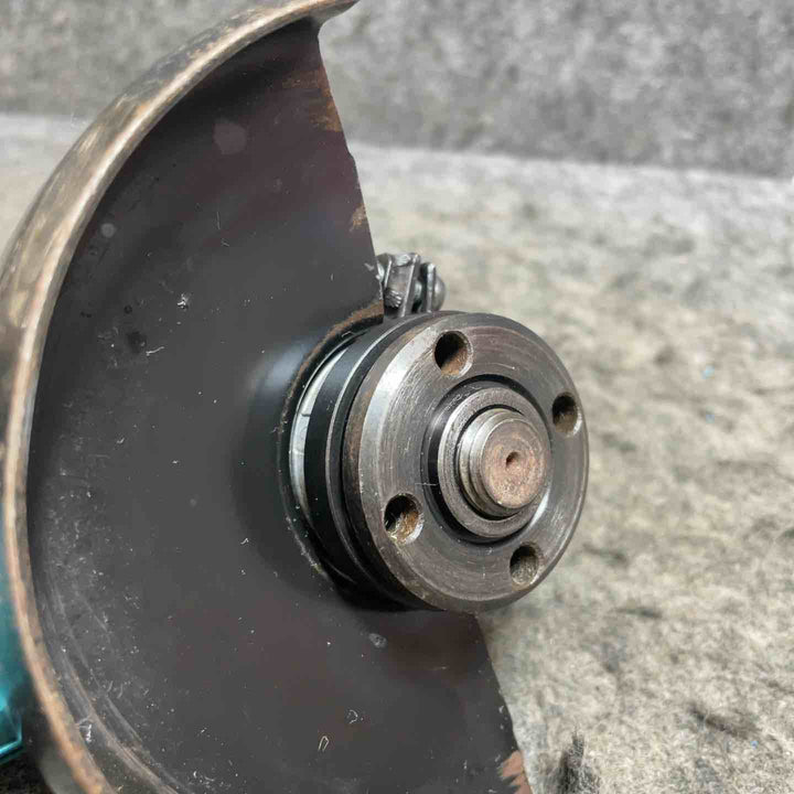 マキタ(makita) 125mm ディスクグラインダ 9535B【桶川店】