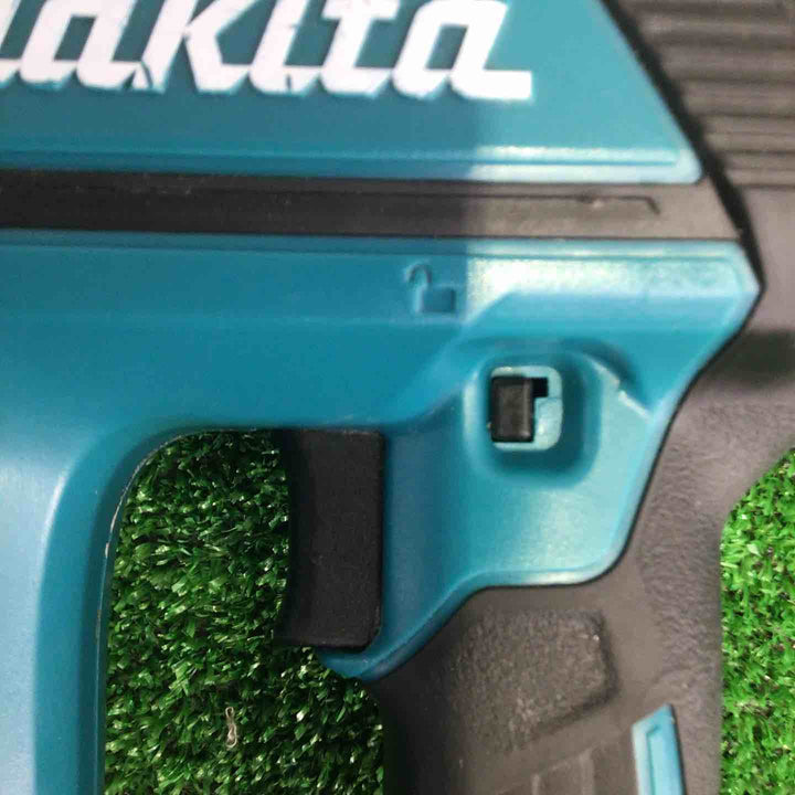 マキタ(makita) コードレスタッカー ST421DZK【町田店】