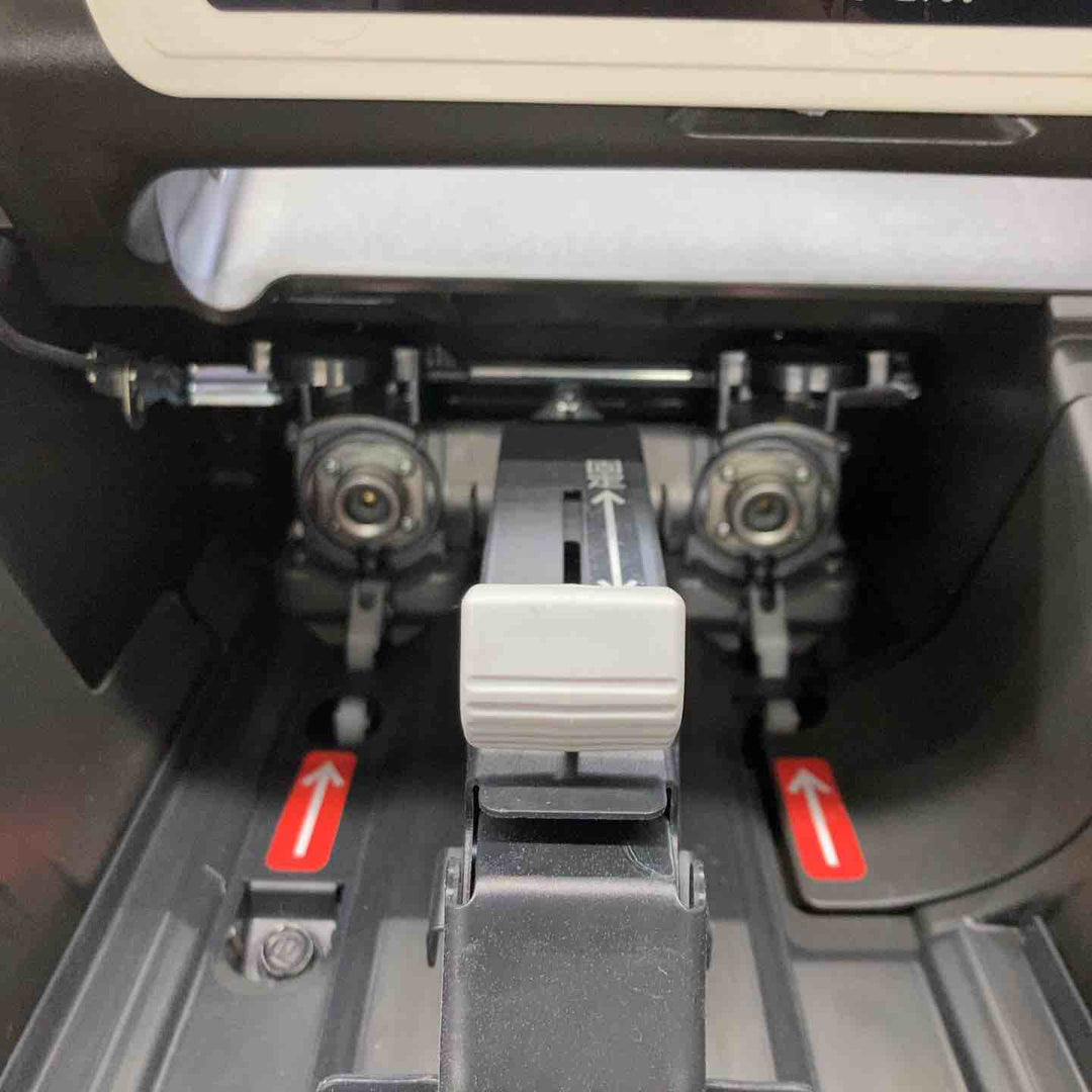 ★ホンダ(HONDA) インバーター発電機 エネポ EU9iGB　LPG使用、本体のみ【戸田店】
