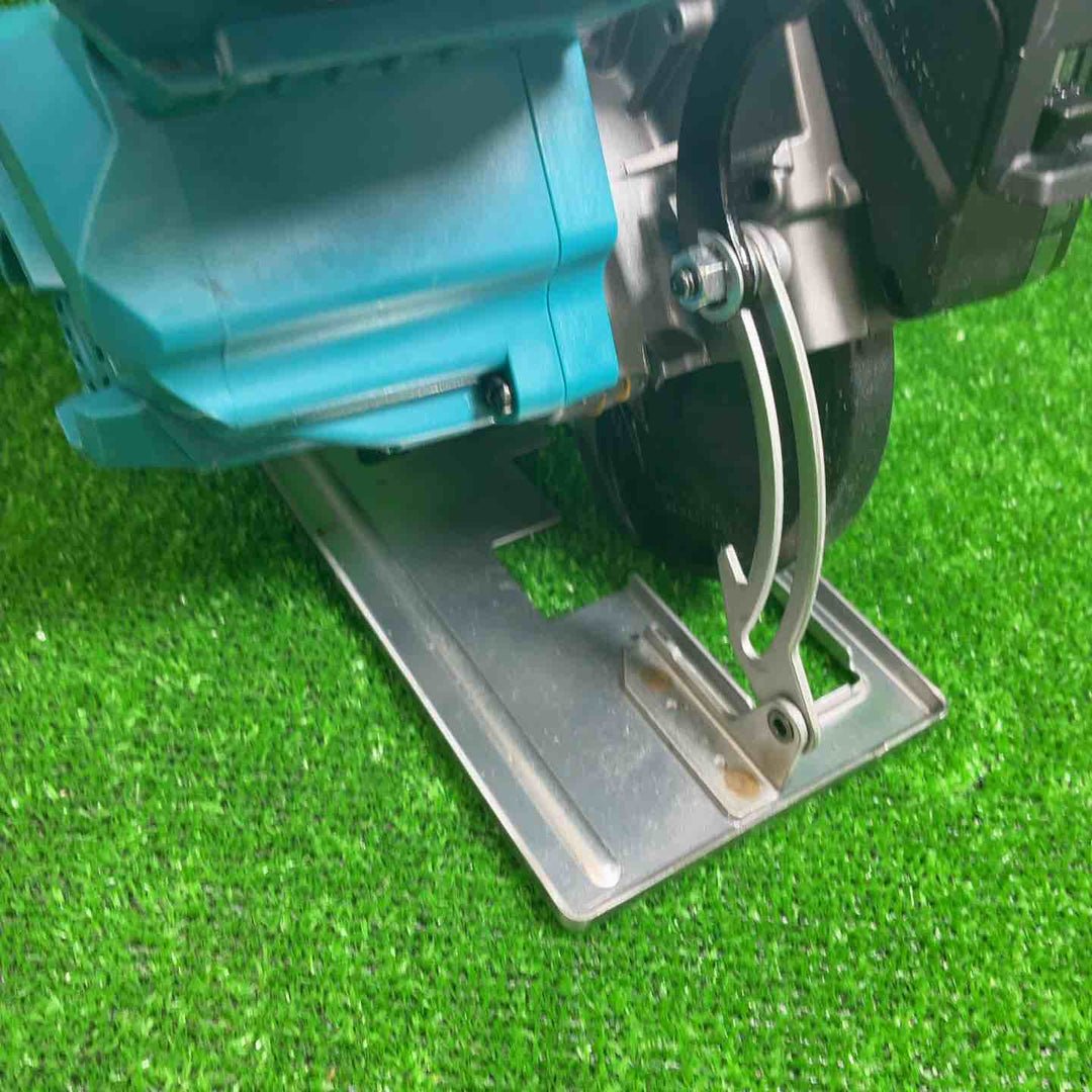 ★マキタ(makita) コードレスチップソーカッター CS003GZ【藤沢店】