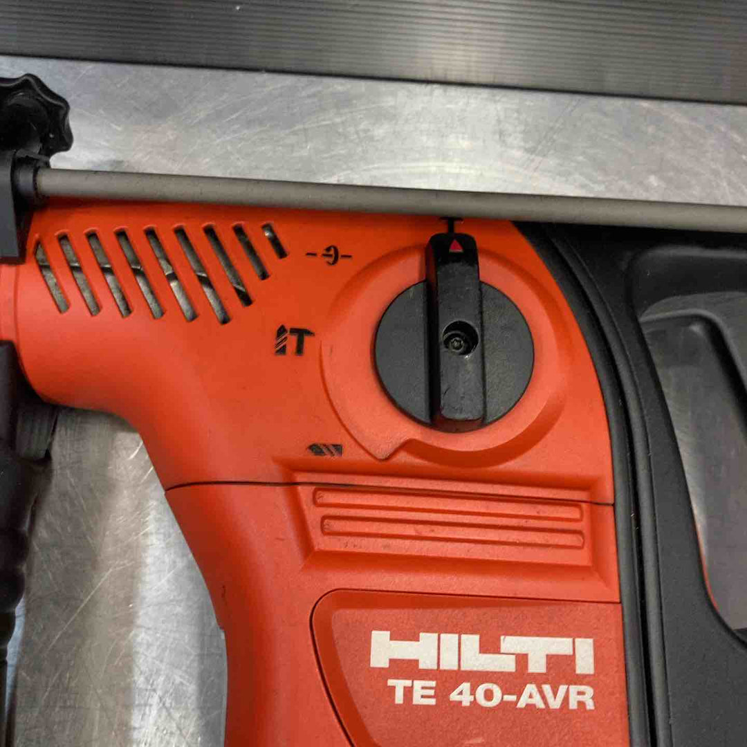 【中古品】 ヒルティ(HILTI) コード式ハンマドリル TE40-AVR ドリルビット2本付属 【東大和店】