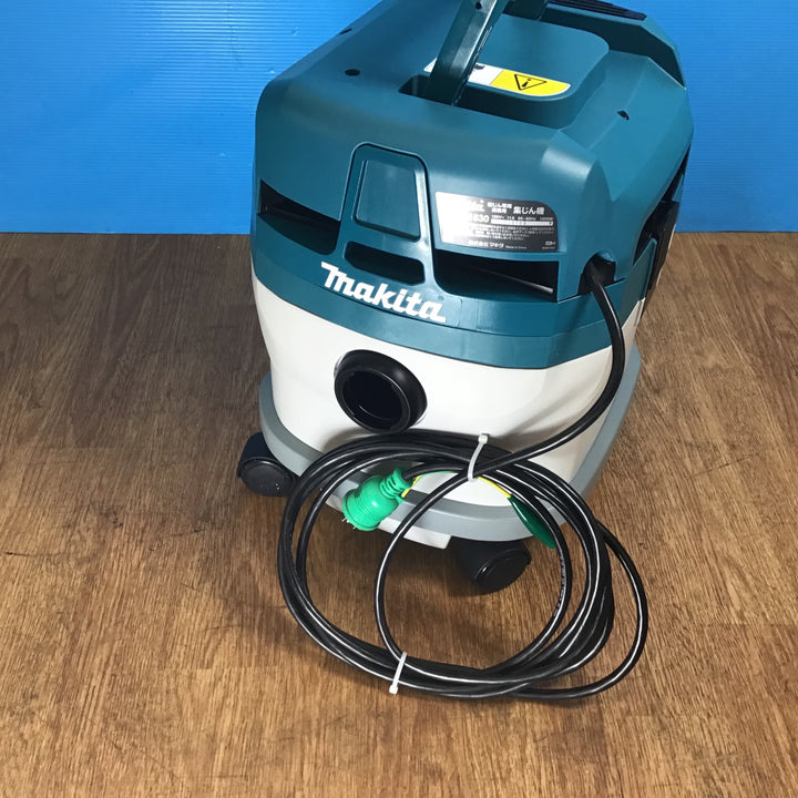 【店頭受取り限定】★マキタ(makita) 集じん機 乾式 VC1530【岩槻店】