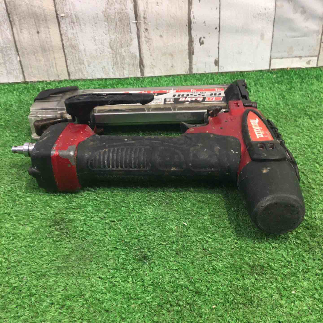 ★マキタ(makita) 高圧フィニッシュネイラ AF550H【町田店】