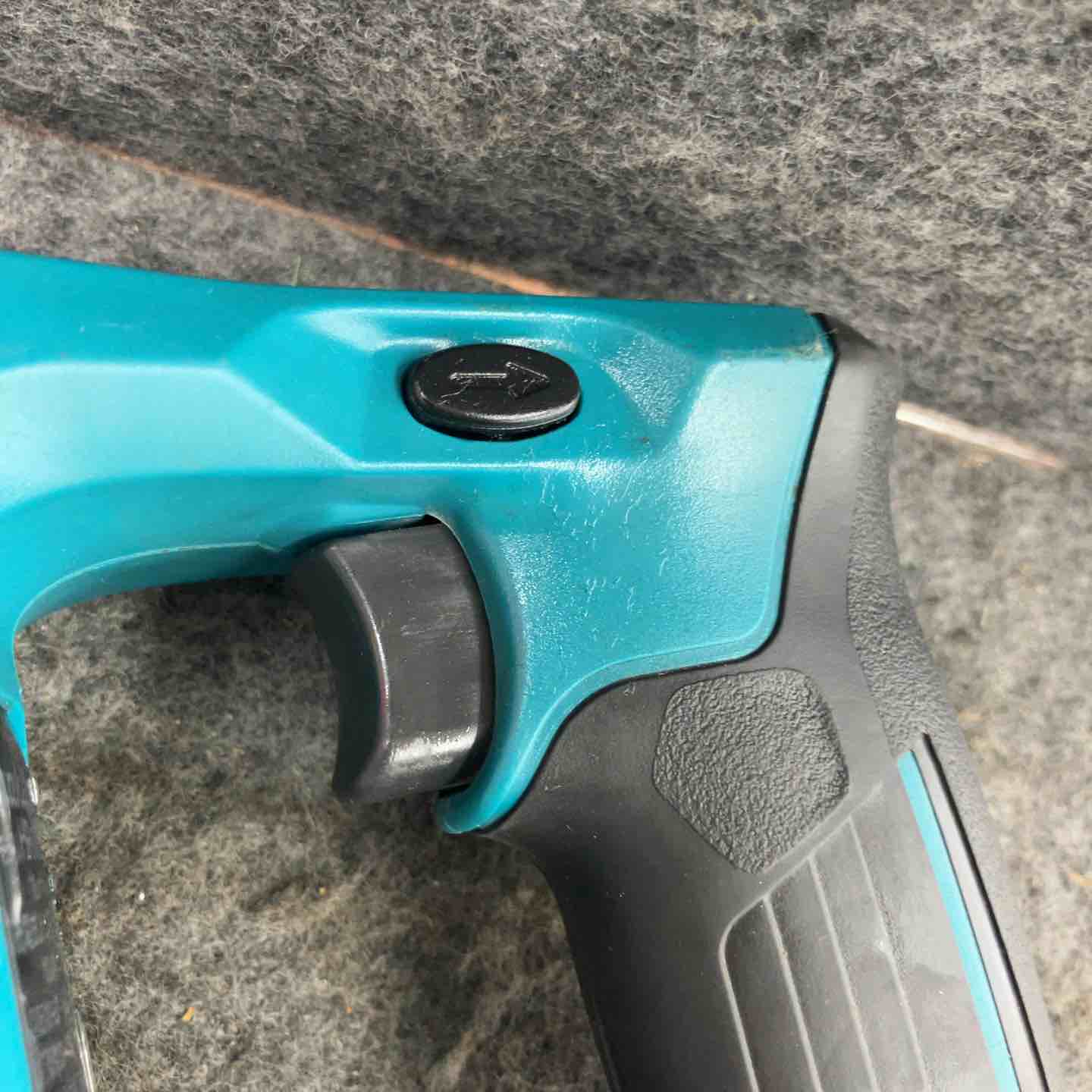 ☆マキタ(makita) コードレスハンマドリル HR166DZK【鴻巣店