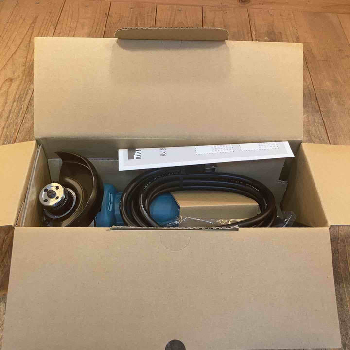 【未使用品】マキタ(makita) 100mmディスクグラインダ ボディ角度15°  9533BH【所沢店】