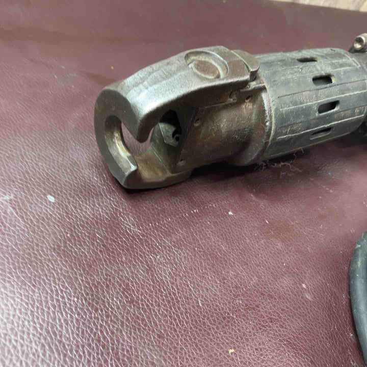 【中古品】 マキタ(makita) 電動ハンマ HM0810 100ｖ 電動はつり機 【東大和店】