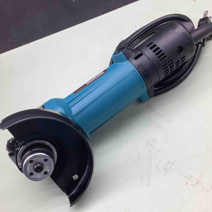 マキタ(makita) 100mmディスクグラインダ 9533BDIY 鉄筋 アングル材 仕上げ 磨き 建築 石材 コンクリート ブロック レンガ タイル 研磨 ガラス 断面磨き 加工【越谷店】