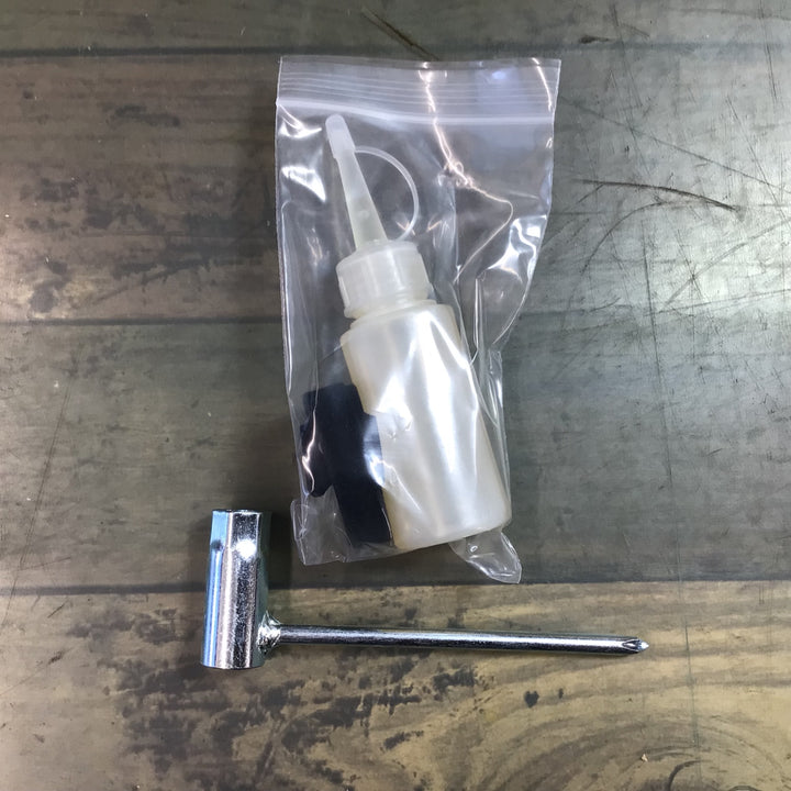 【未使用品】ムサシ(MUSASHI) 充電式ハンディチェーンソー HCS-6000【東大和店】