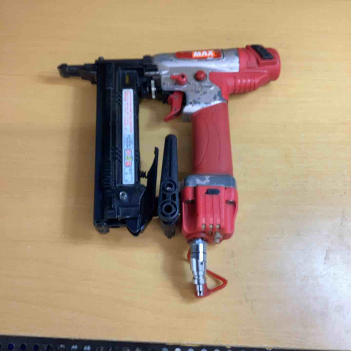 ★マックス(MAX) 高圧フロアタッカ HA-38F2(D)/4MAフロア【越谷店】