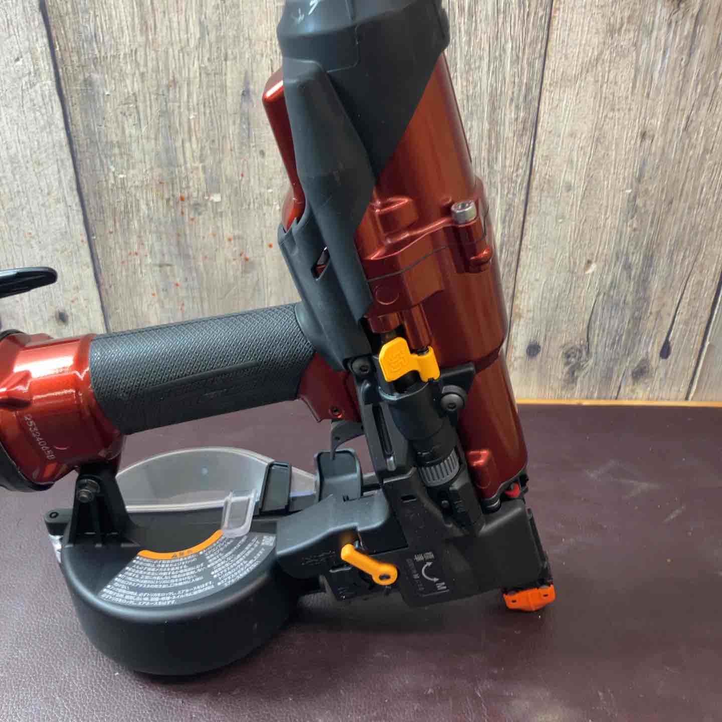未使用(店頭展示品)】☆マックス(MAX) 高圧エアネジ打ち機 HV-R41G6(D