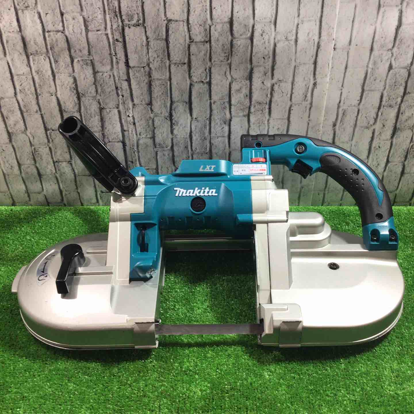 18V 充電式　バンドソー　谷口工業　1点のみ　美品 充電式ポータブルバンドソー マキタ 充電式バンドソー 【通販