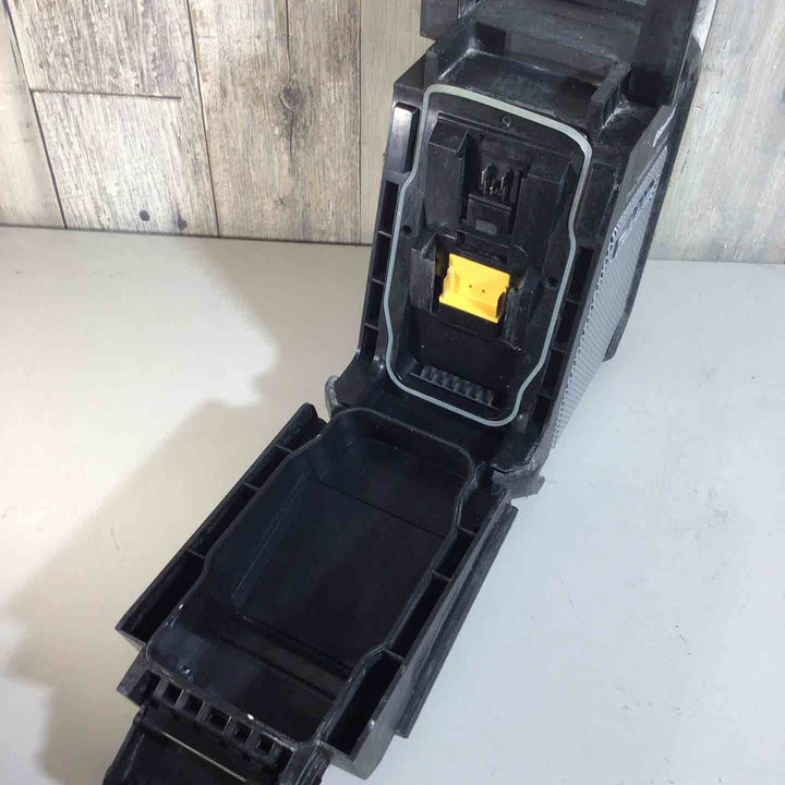 ★マキタ(makita) コードレスラジオ MR113B【戸田店】