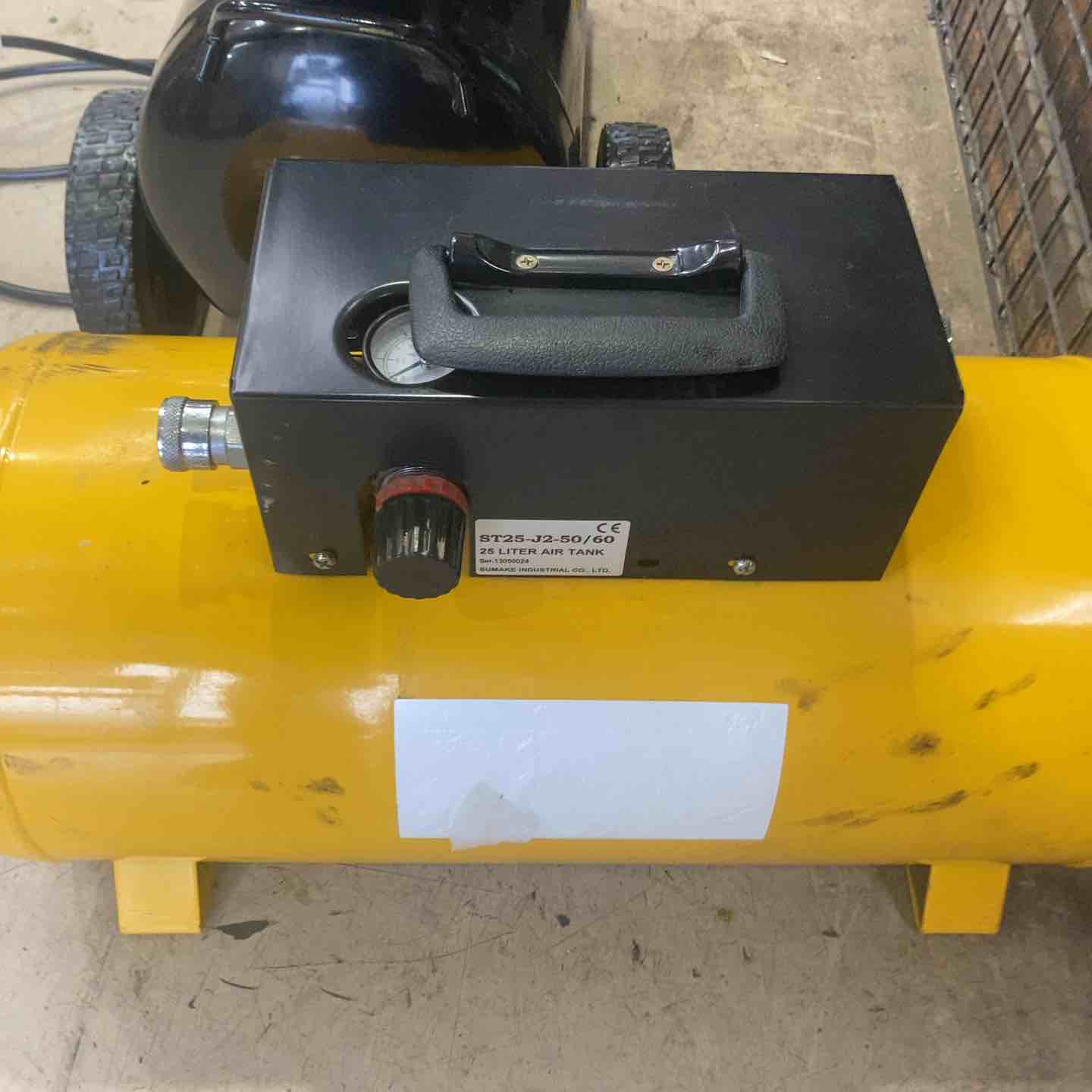 アストロプロダクツ AP040997 ハイスピード エアーコンプレッサー 30Ｌ【野田愛宕店】【店頭取引限定】【未使用】ITNNWMI88JDW ハイスピードエアコンプレッサー 30L HC997 / 工具・DIY用品通販の