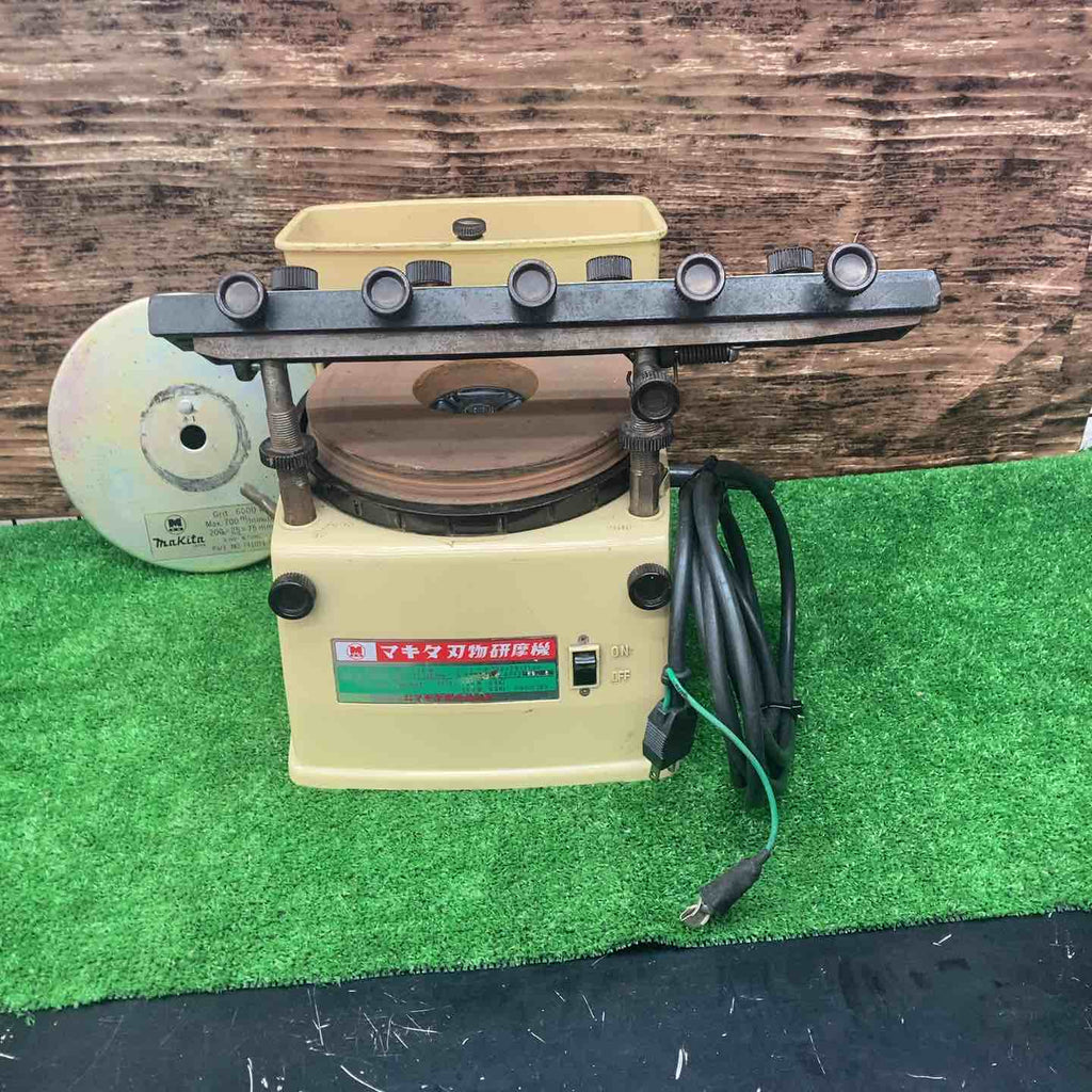 マキタ(makita) 刃物研磨機 9820-2 動作確認済み【川越店】 – アクト