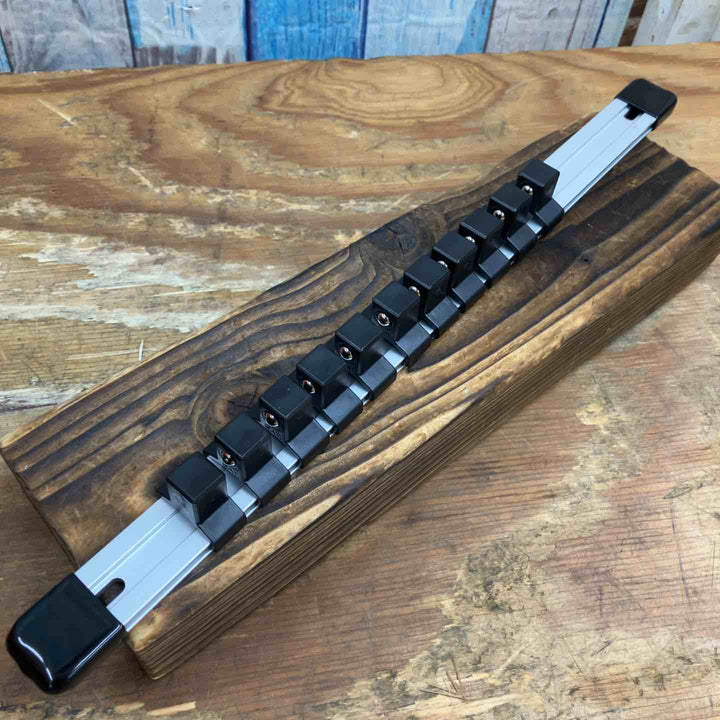 【中古品】TONE ソケット 4DB 4D 計11個 ソケットホルダー SH1A350 セット 4D-11 4D-9【柏店】