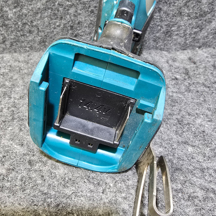 【中古品・現状販売品】マキタ(makita) コードレスインパクトドライバー TD130DZ バッテリ付き！カーボンブラシ交換済み！【桶川店】