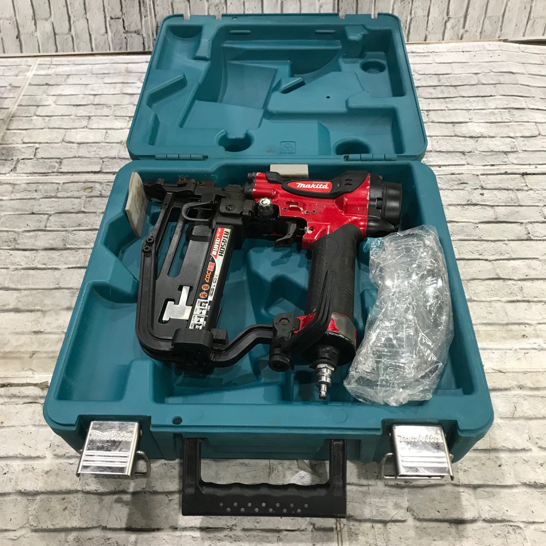 〇マキタ(makita) 高圧フロアタッカ AT450H【川口店】 – アクトツール