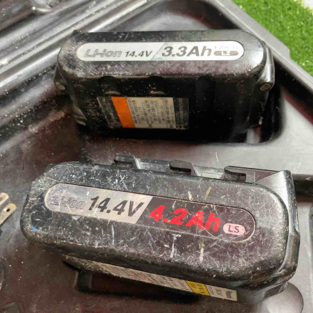 ◇パナソニック(Panasonic) コードレス角穴カッター EZ4543LS2S-B【川崎店】