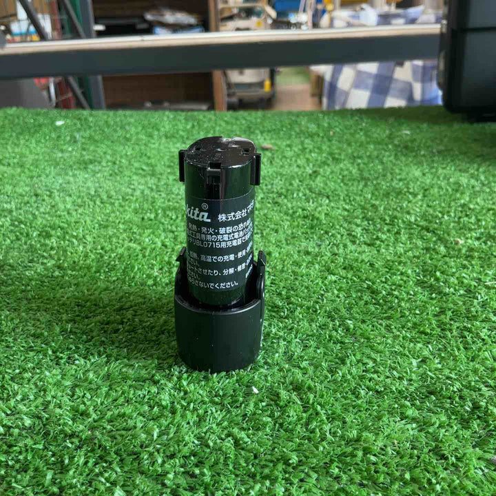 ★マキタ(makita) 7.2V コードレスペンインパクトドライバ TD023DSHXO【草加店】