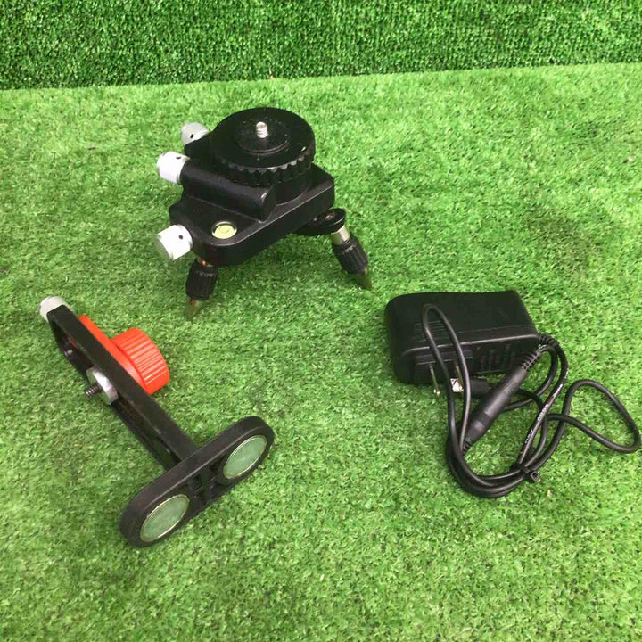 【現状品】 メーカー/型式不明 12ライン グリーンレーザー墨出し器 【鴻巣店】